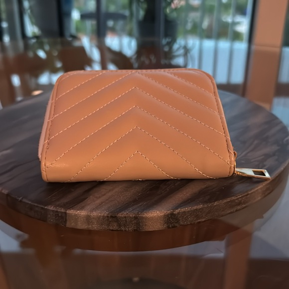 Chevron Style Wallet - Picture 2 of 3